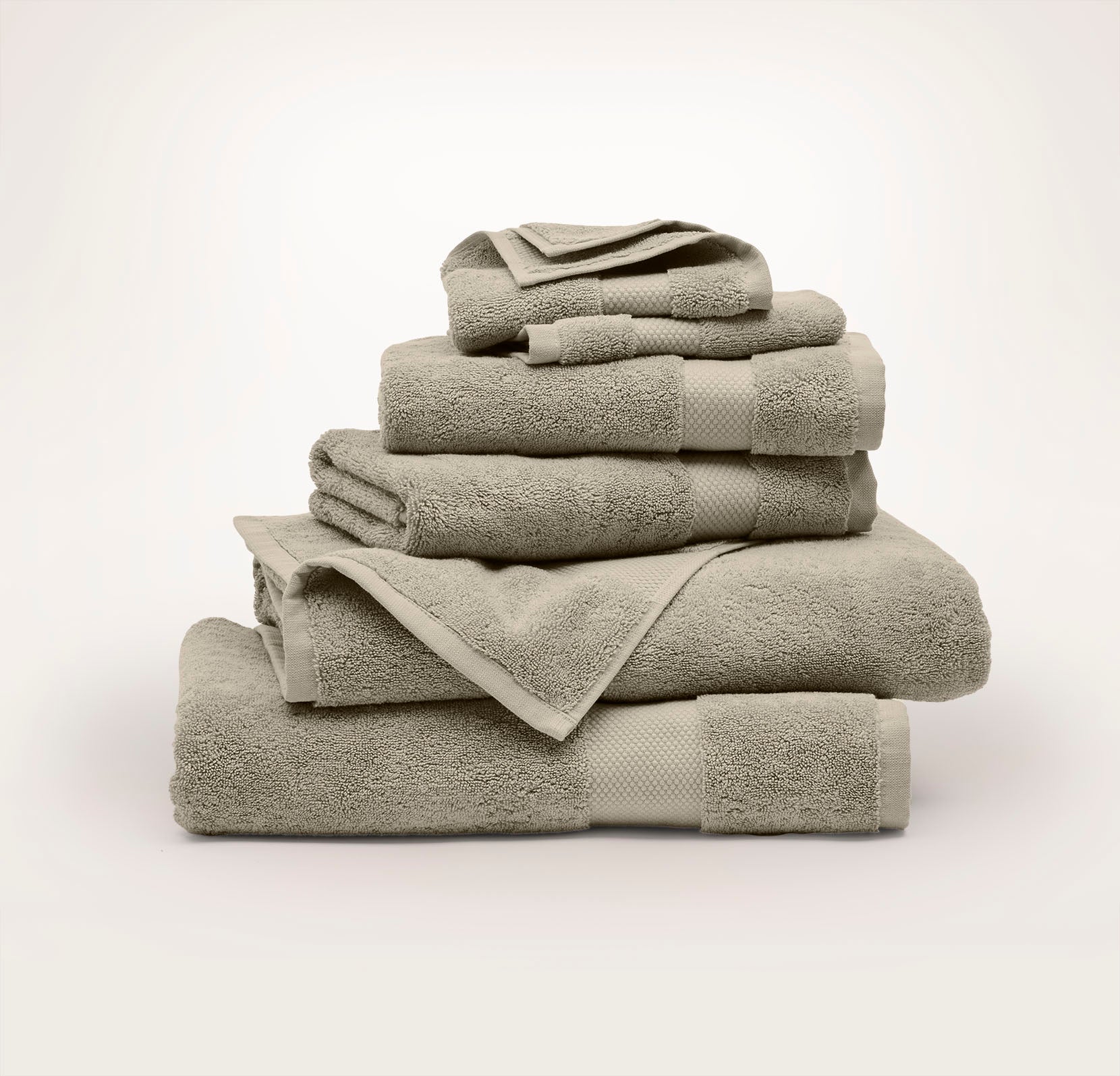 Neville Plush Bath Towel Virtual Set - Image 5