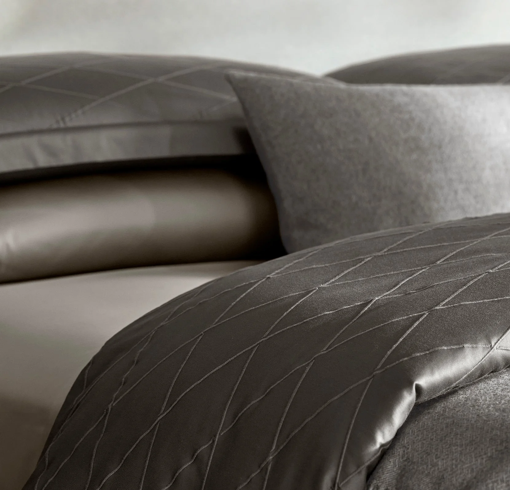 Reserve Embellished Duvet Set - Stone/Stone Embroidered Lattice - Image 3