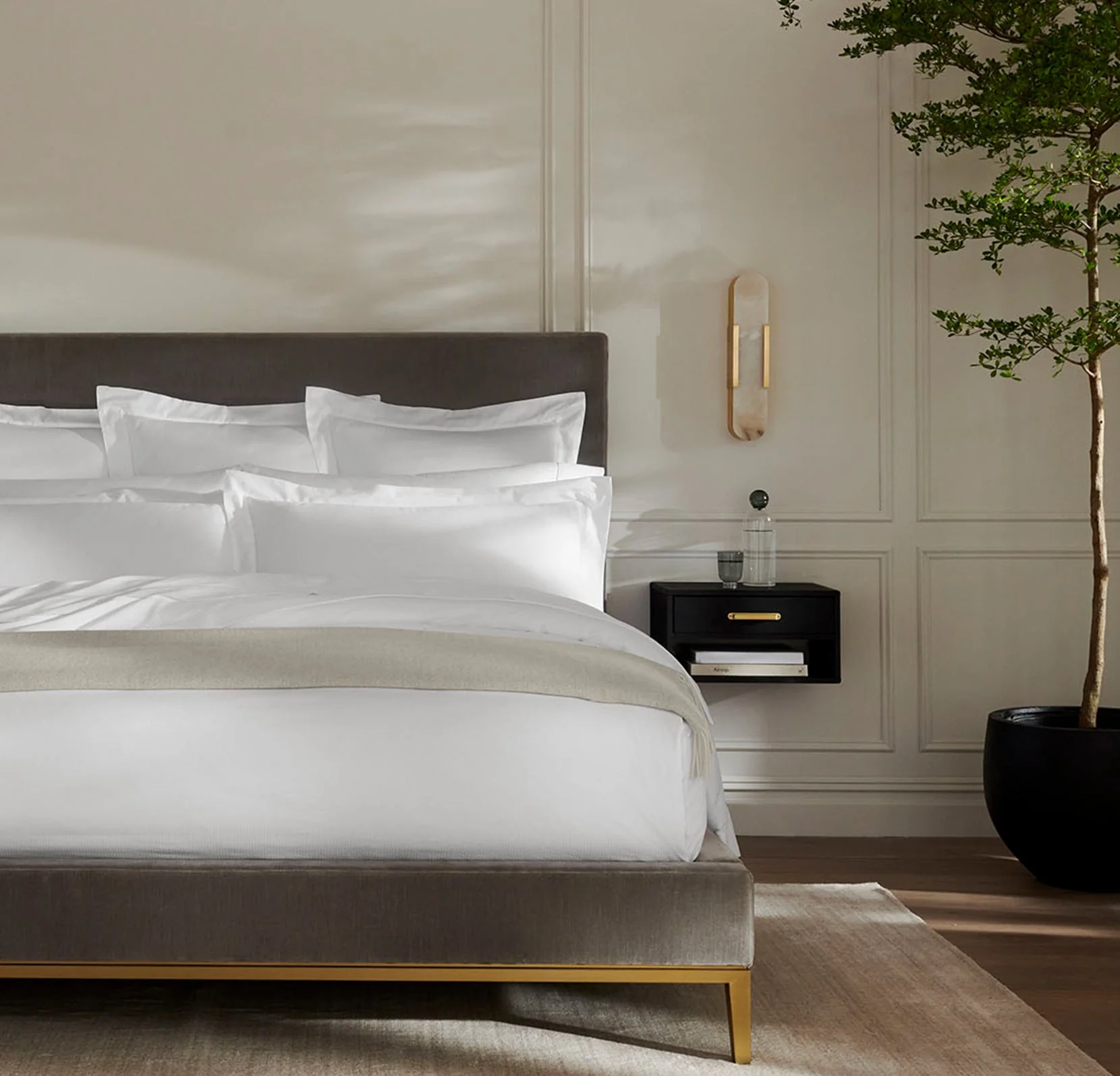Reserve Embellished Duvet Set - White Lattice Jacquard - Image 3