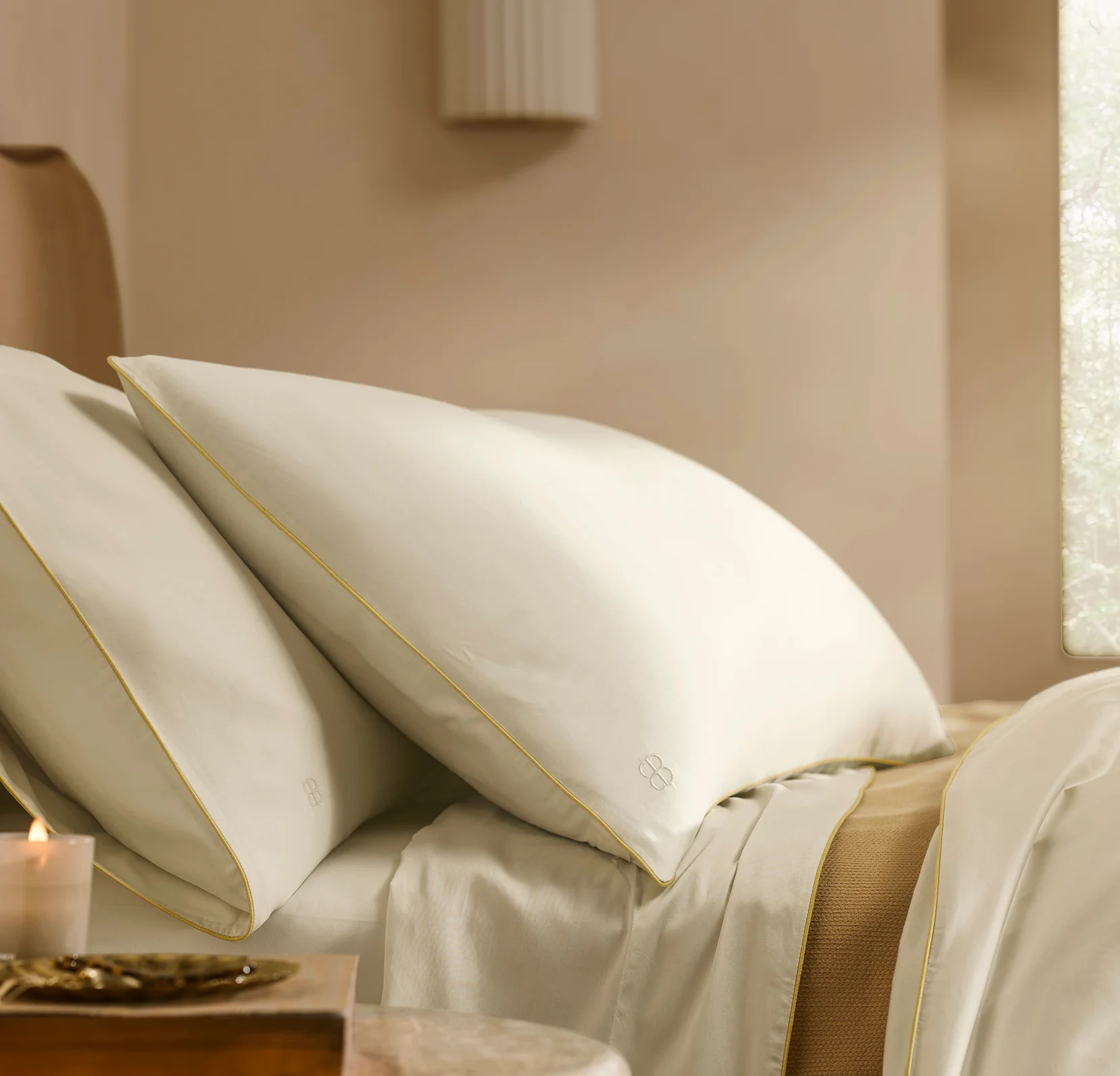 Signature Embellished Duvet Set - Cream/Buttercup Piped Edge - Image 3