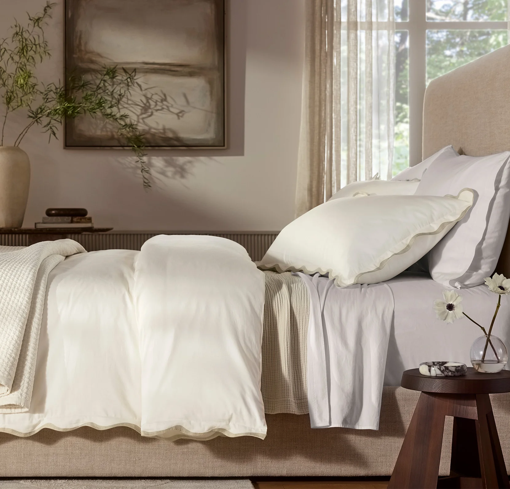 Signature Embellished Duvet Set - Cream/Sand Curved Edge - Image 3