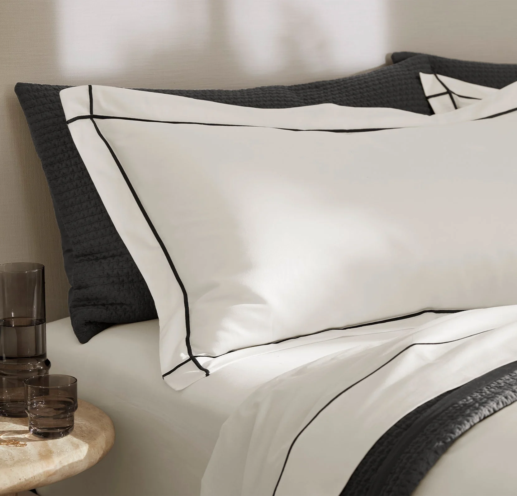 Signature Embellished Duvet Set - White/Night Embroidered - Image 3