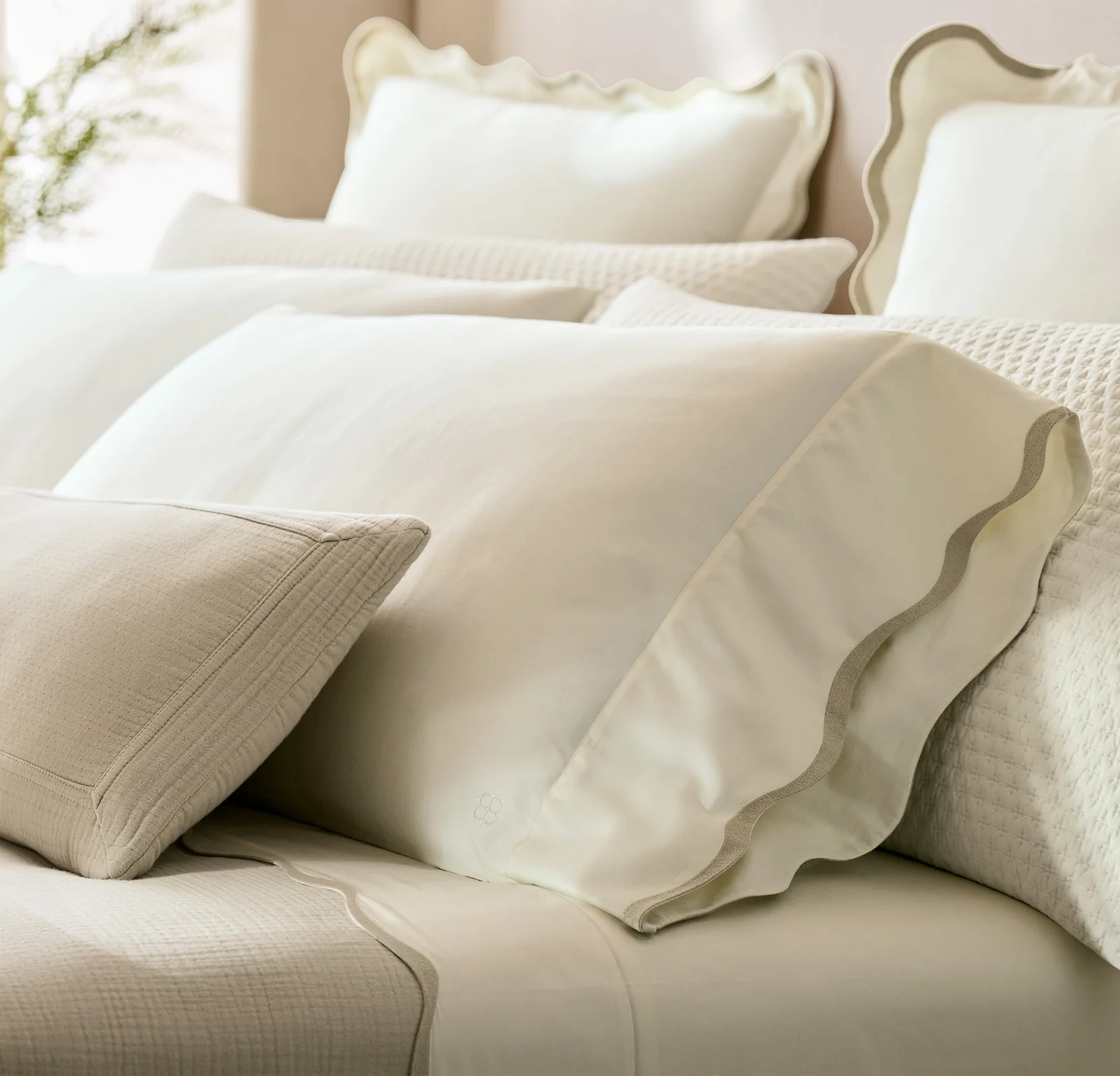 Signature Embellished Pillowcase Set - Cream/Sand Curved Edge - Image 3