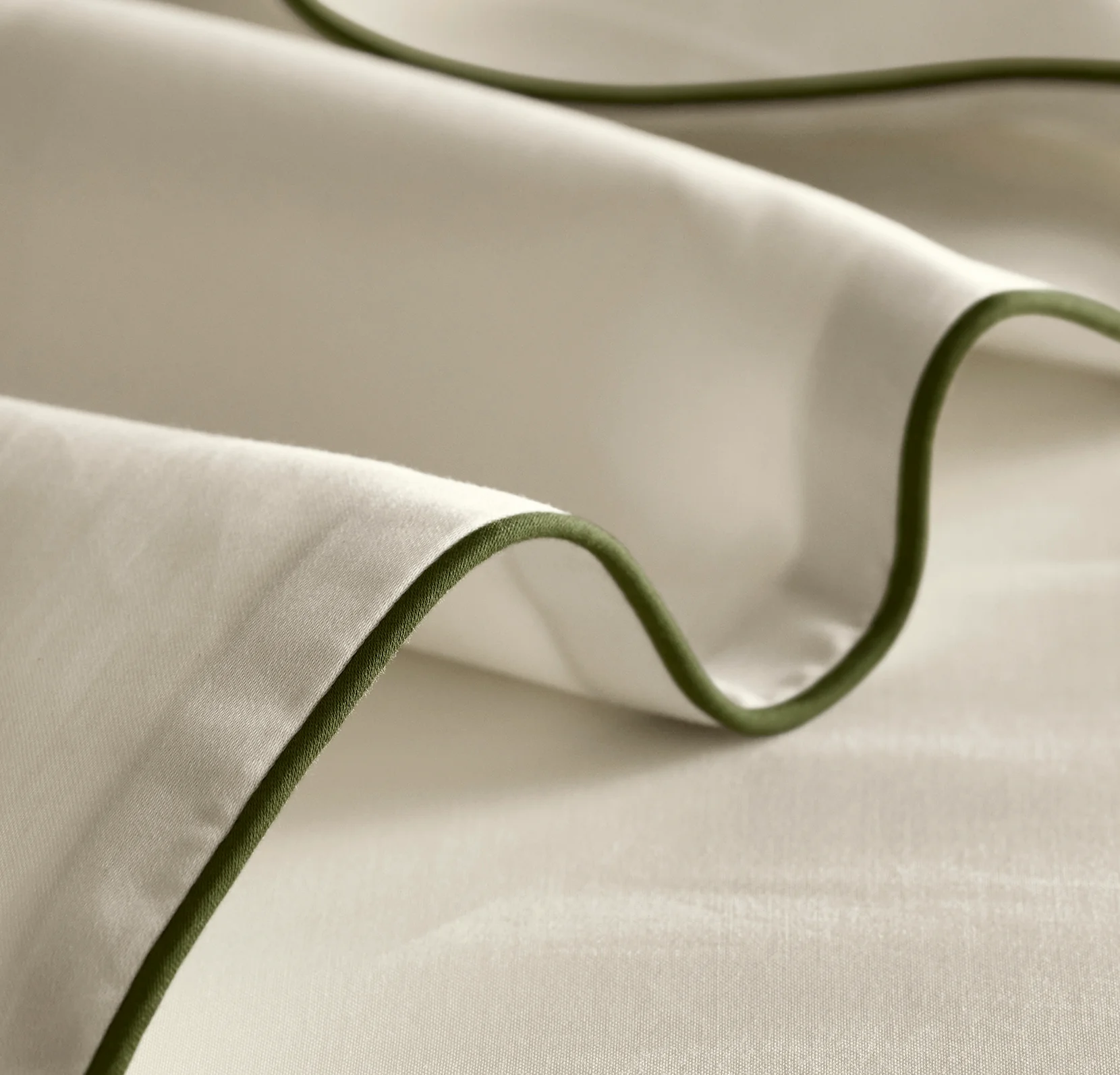 Signature Embellished Sheet Set - Cream/Olivine Piped Edge - Image 5