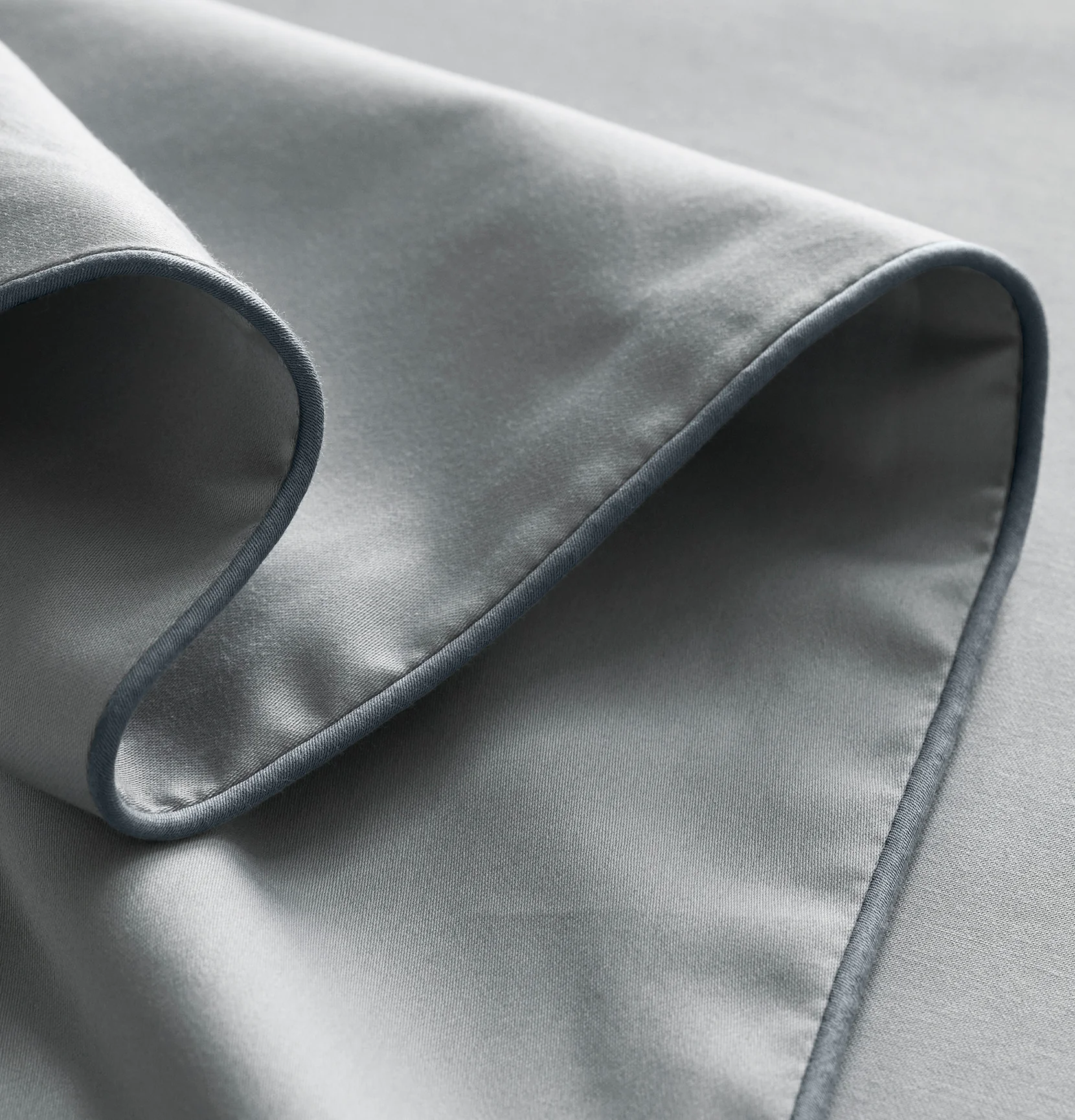 Signature Embellished Sheet Set - Shore/Bluestone Piped Edge - Image 4