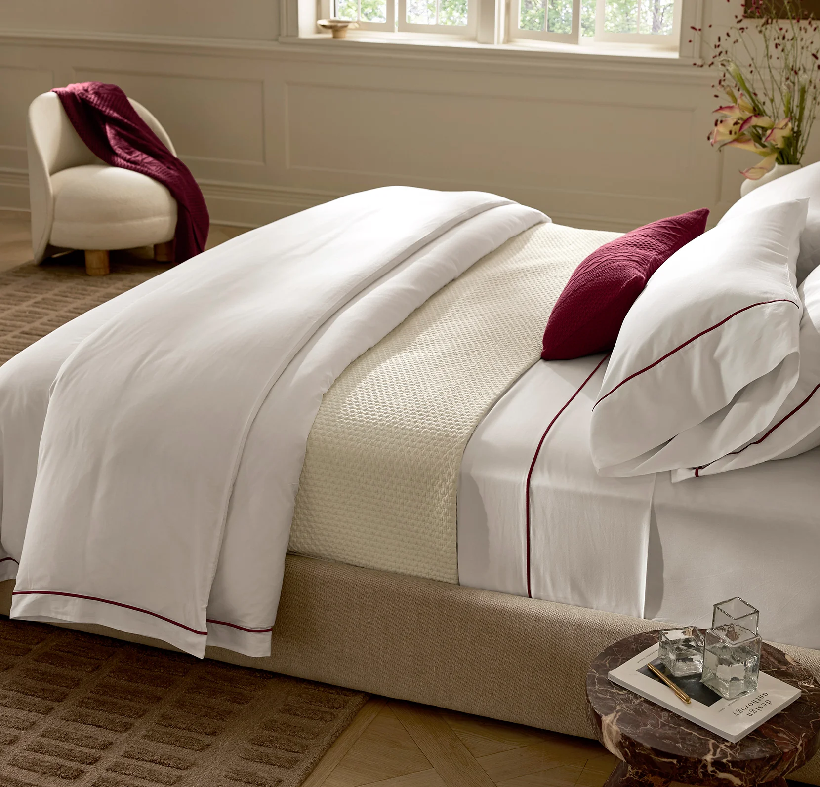 Signature Embellished Sheet Set - White/Holly Embroidered - Image 3