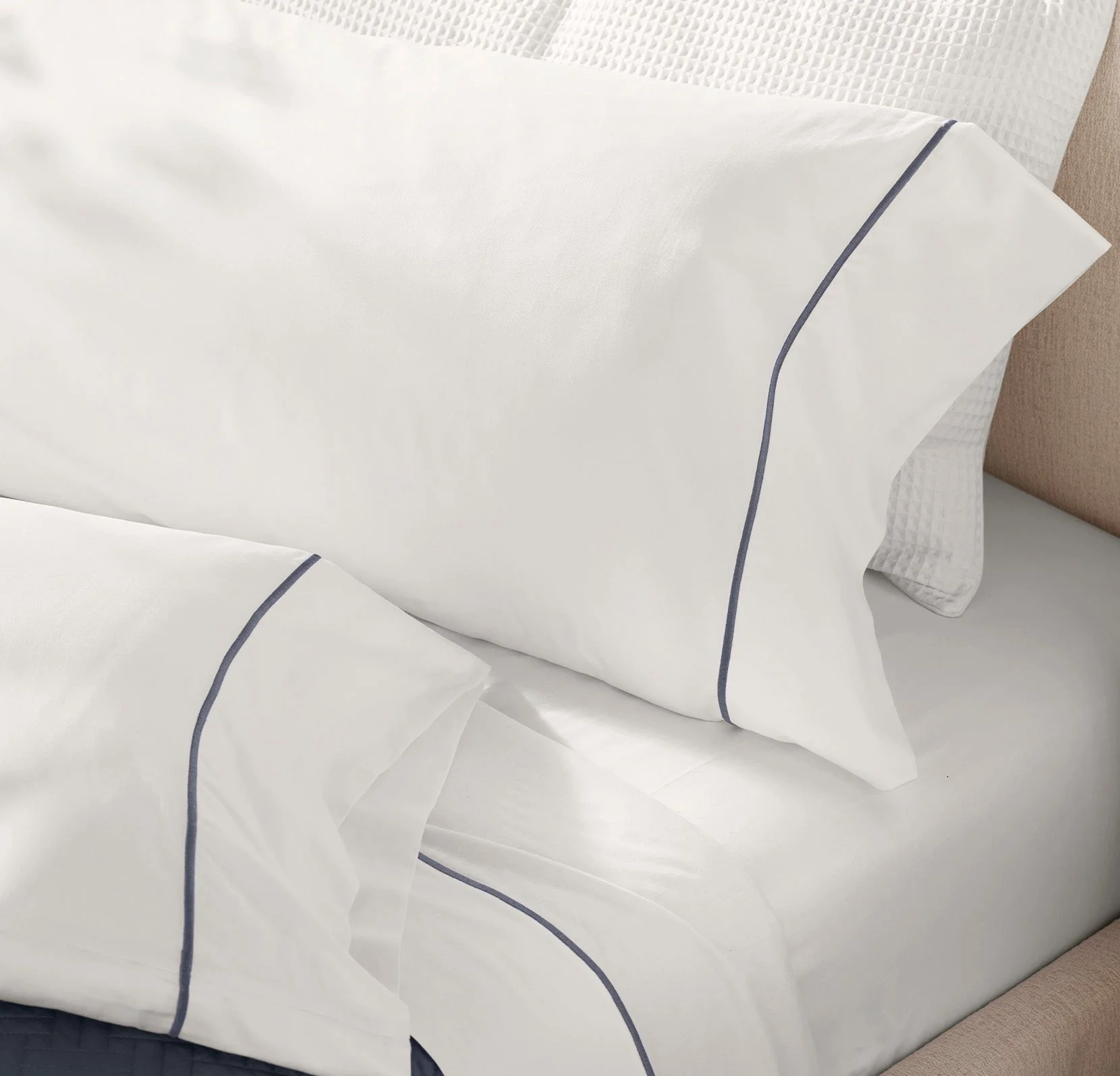 Signature Embellished Sheet Set - White/Mineral Embroidered - Image 4