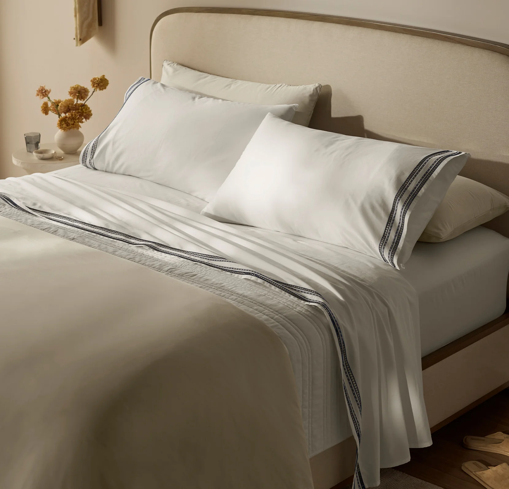 Signature Embellished Sheet Set - White/Mineral Ladder Stitch - Image 3