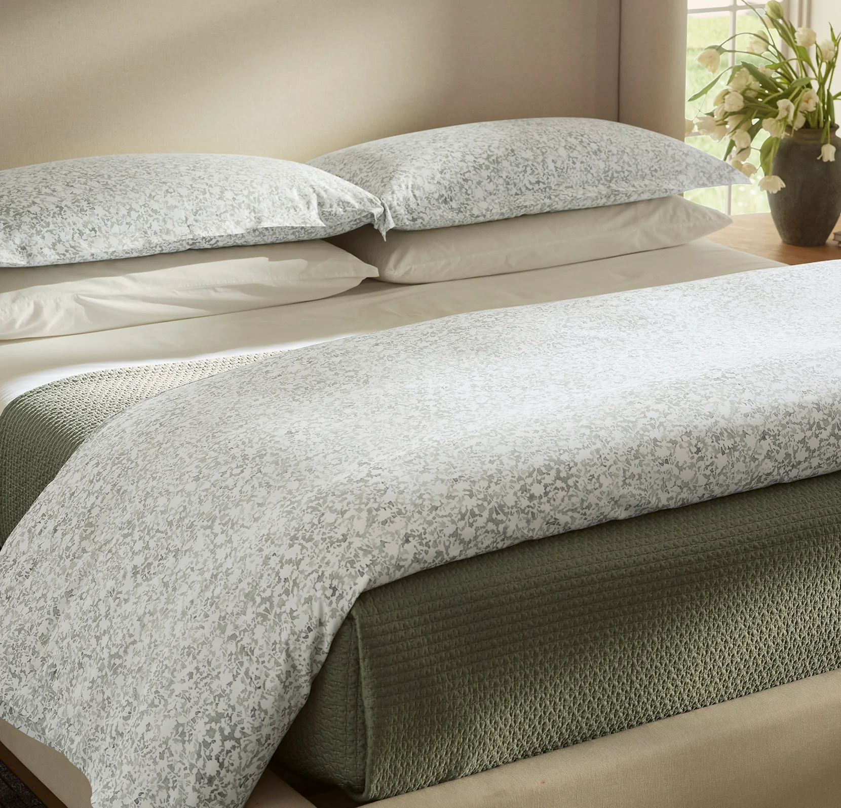 Signature Hemmed Duvet Set - Meadow Garden - Image 4