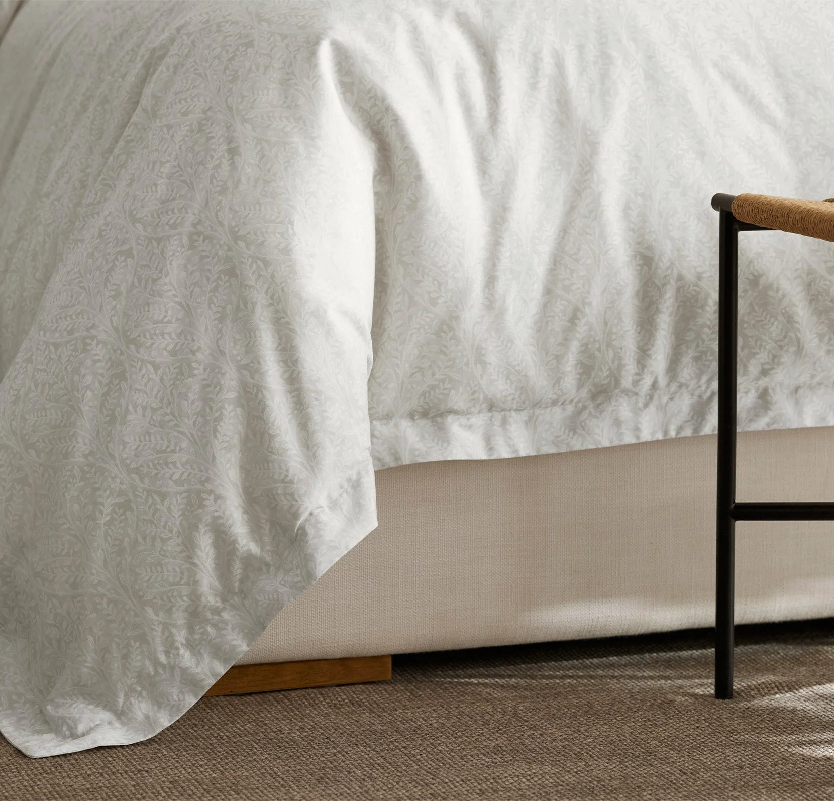 Signature Hemmed Duvet Set - Mist Climbing Vine - Image 3