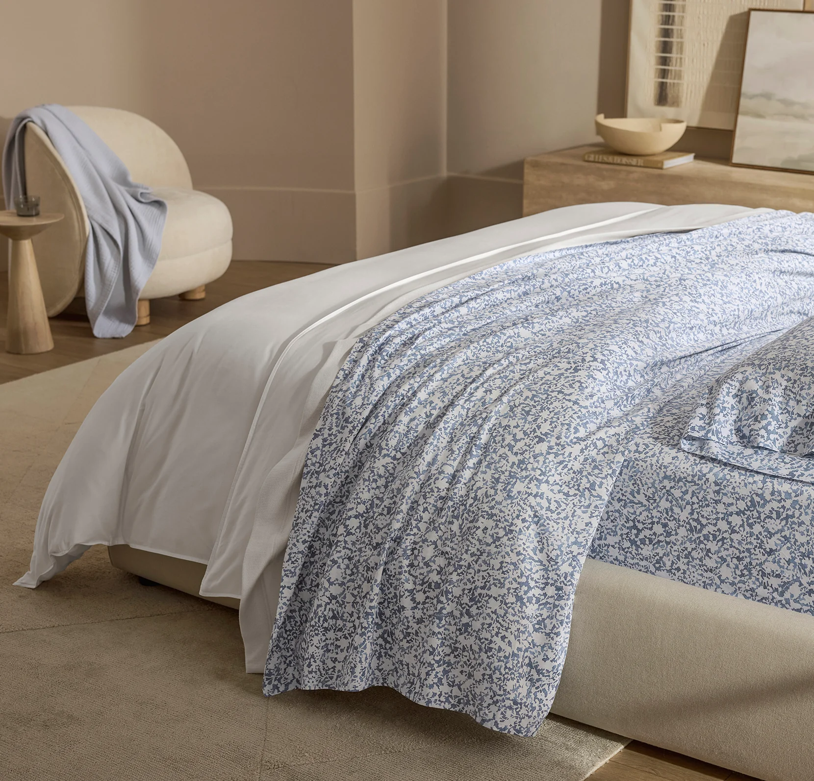 Signature Hemmed Sheet Set - Bay Garden - Image 3