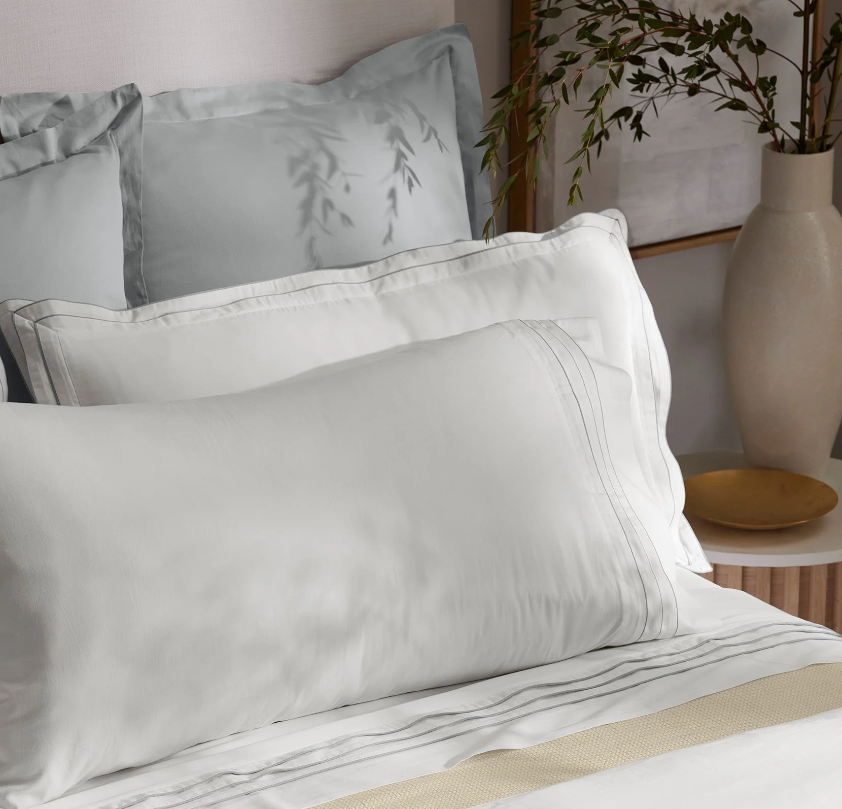 Signature Embellished Sheet Set - White/Shore Triple Framed - Image 3