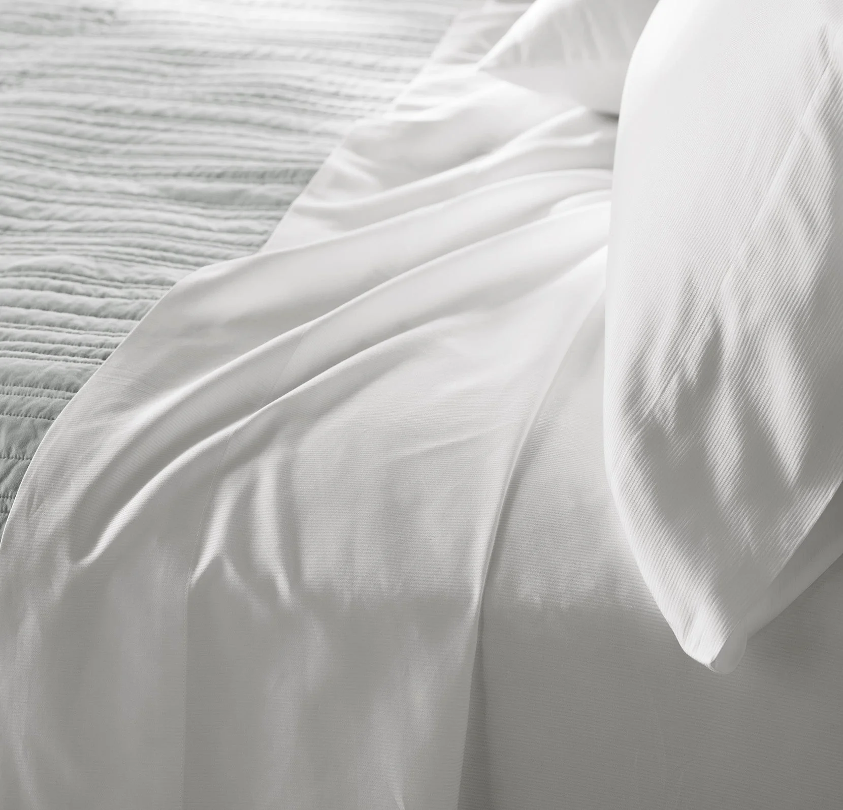 Signature Hemmed Sheet Set - White Textured Stripe - Image 3