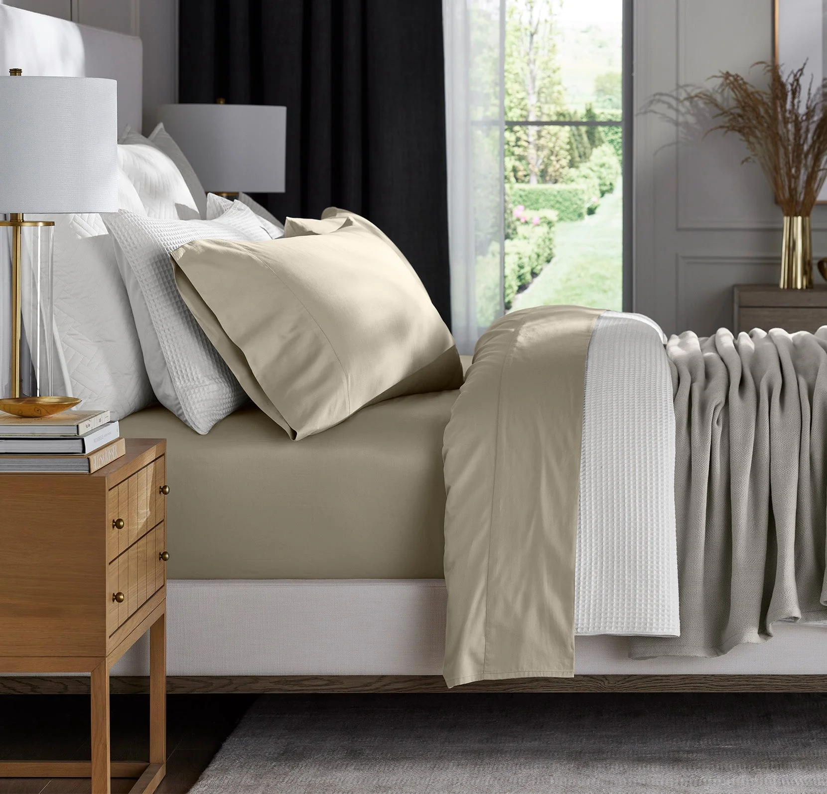 Signature "No Flat Sheet" Sheet Set - Image 5