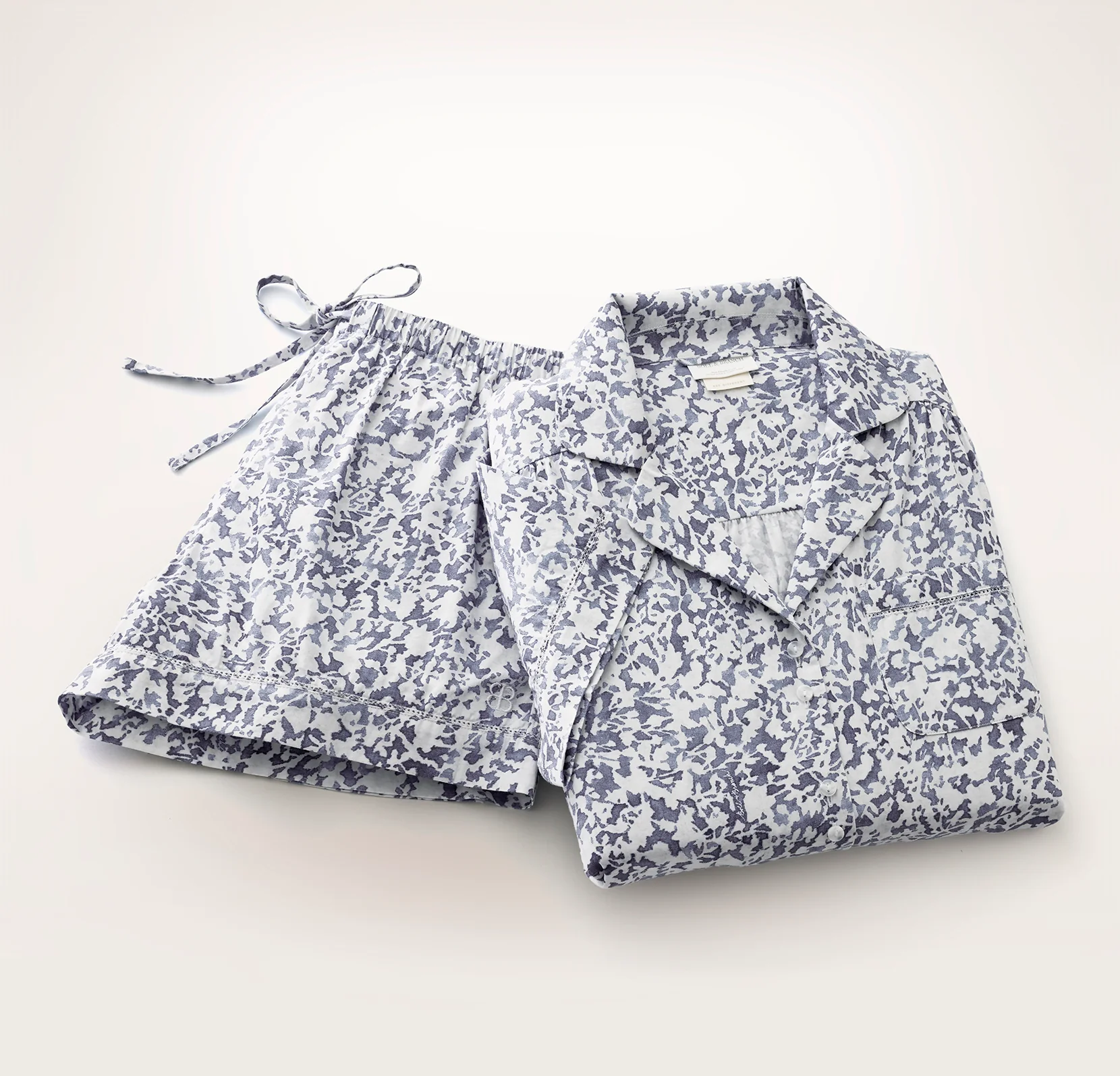 Signature Pajama Set - Short Sleeve & Shorts - Bay Garden - Image 4
