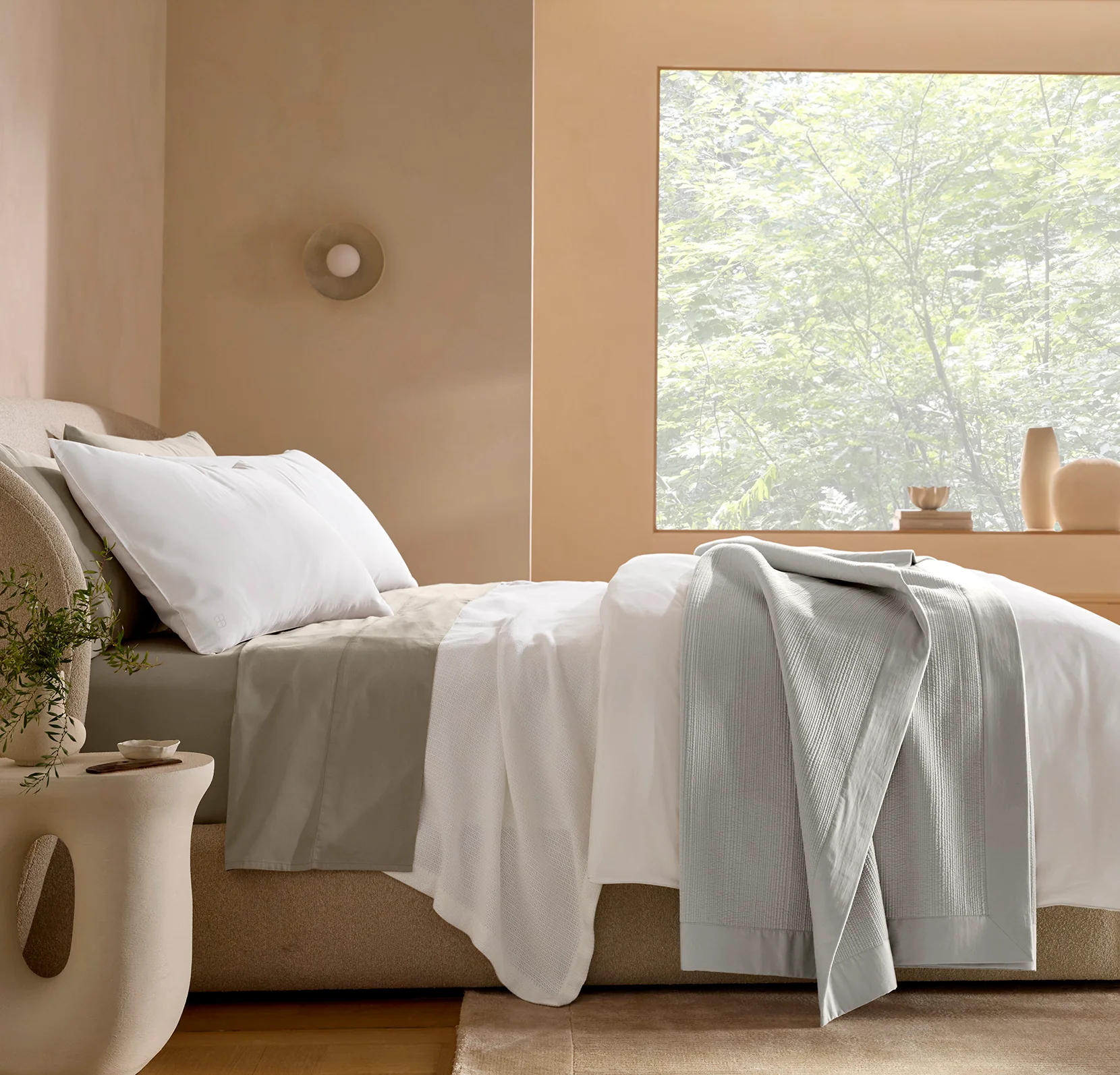 Signature Stitchline Quilt - Mist - Image 2