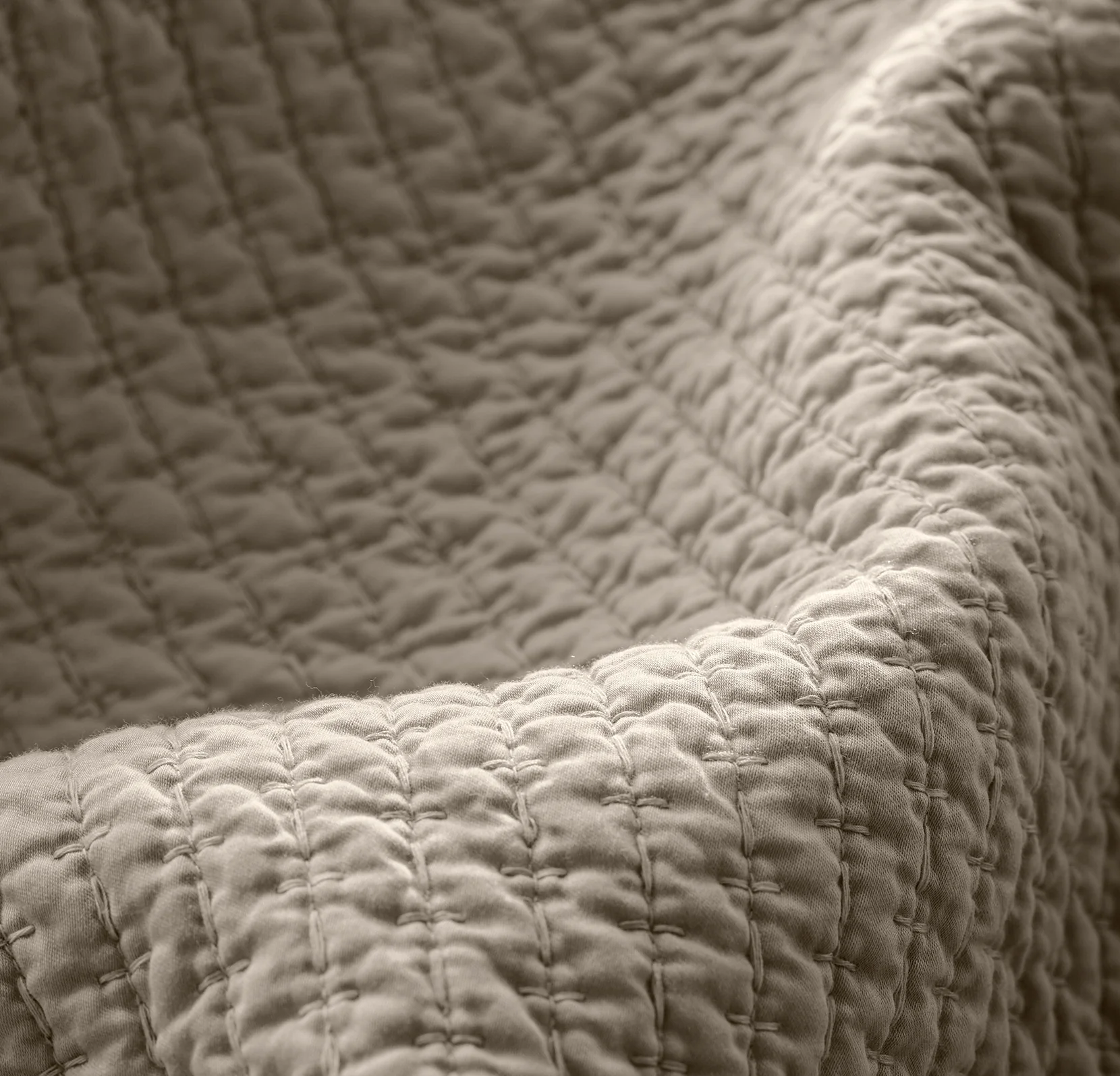 Signature Textured Stitch Quilt - Oak - Image 4
