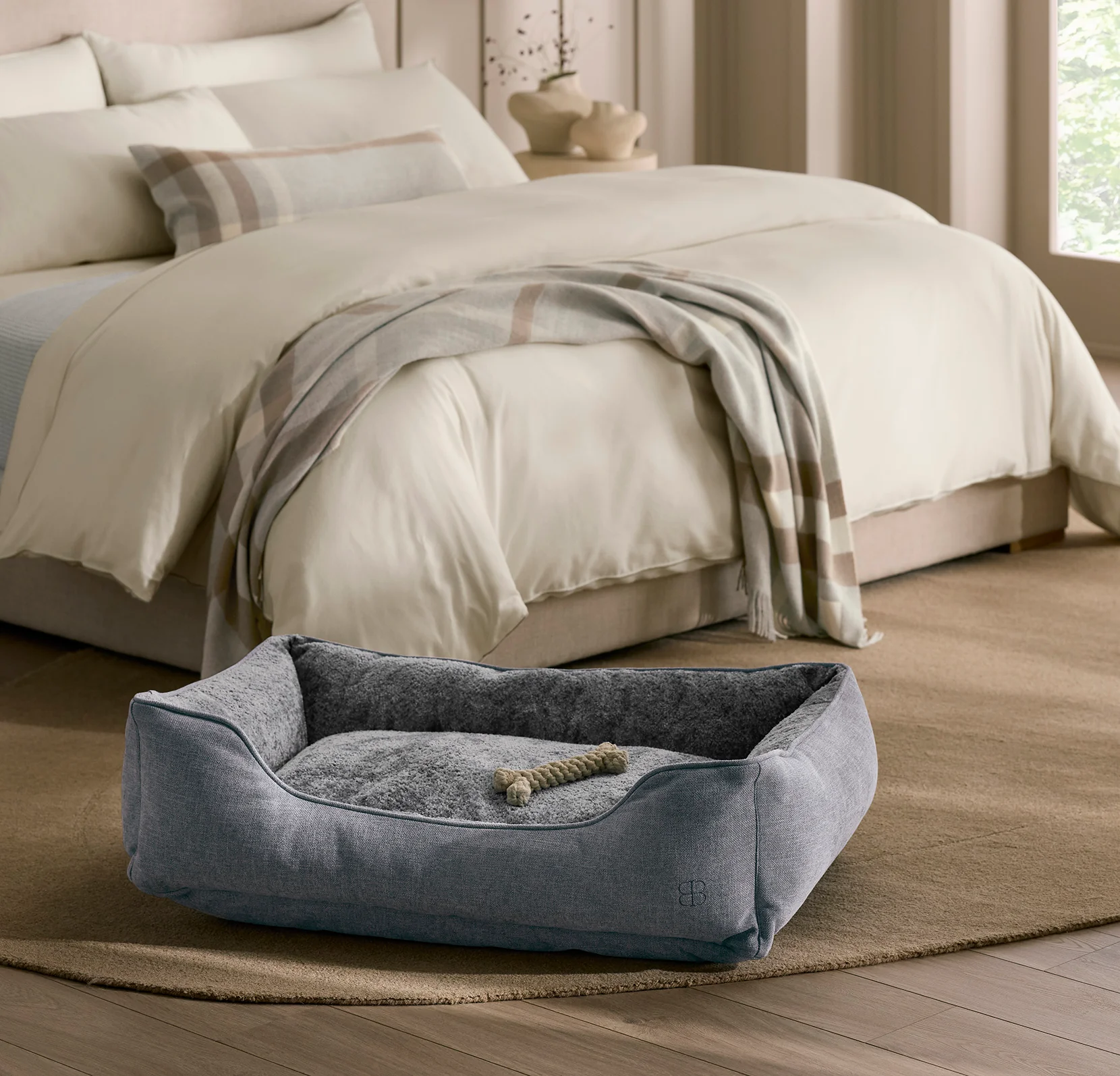 Piped Edge Pet Bed - Water - Image 3