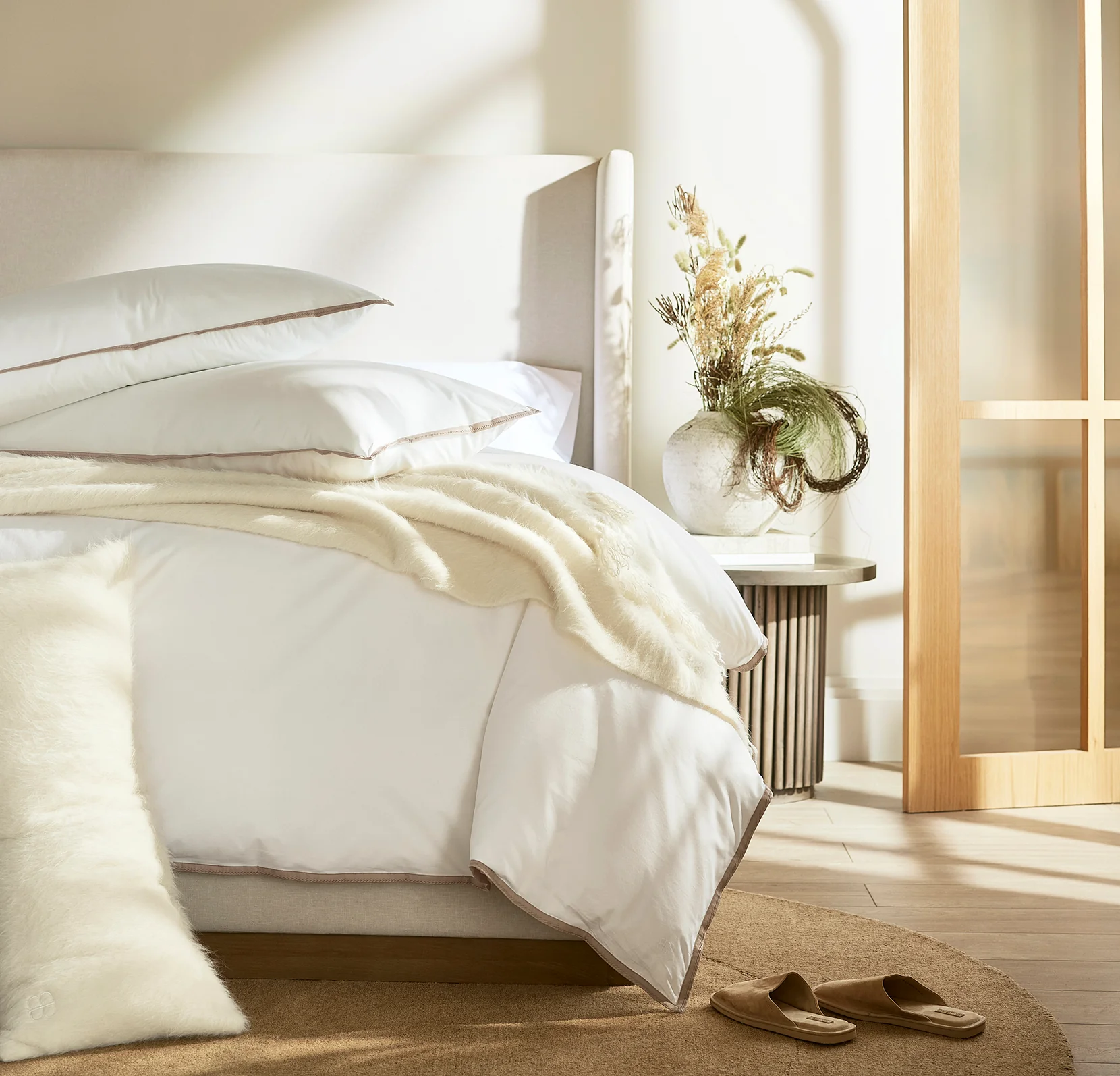 The Vérité Throw Blanket - Cream - Image 6