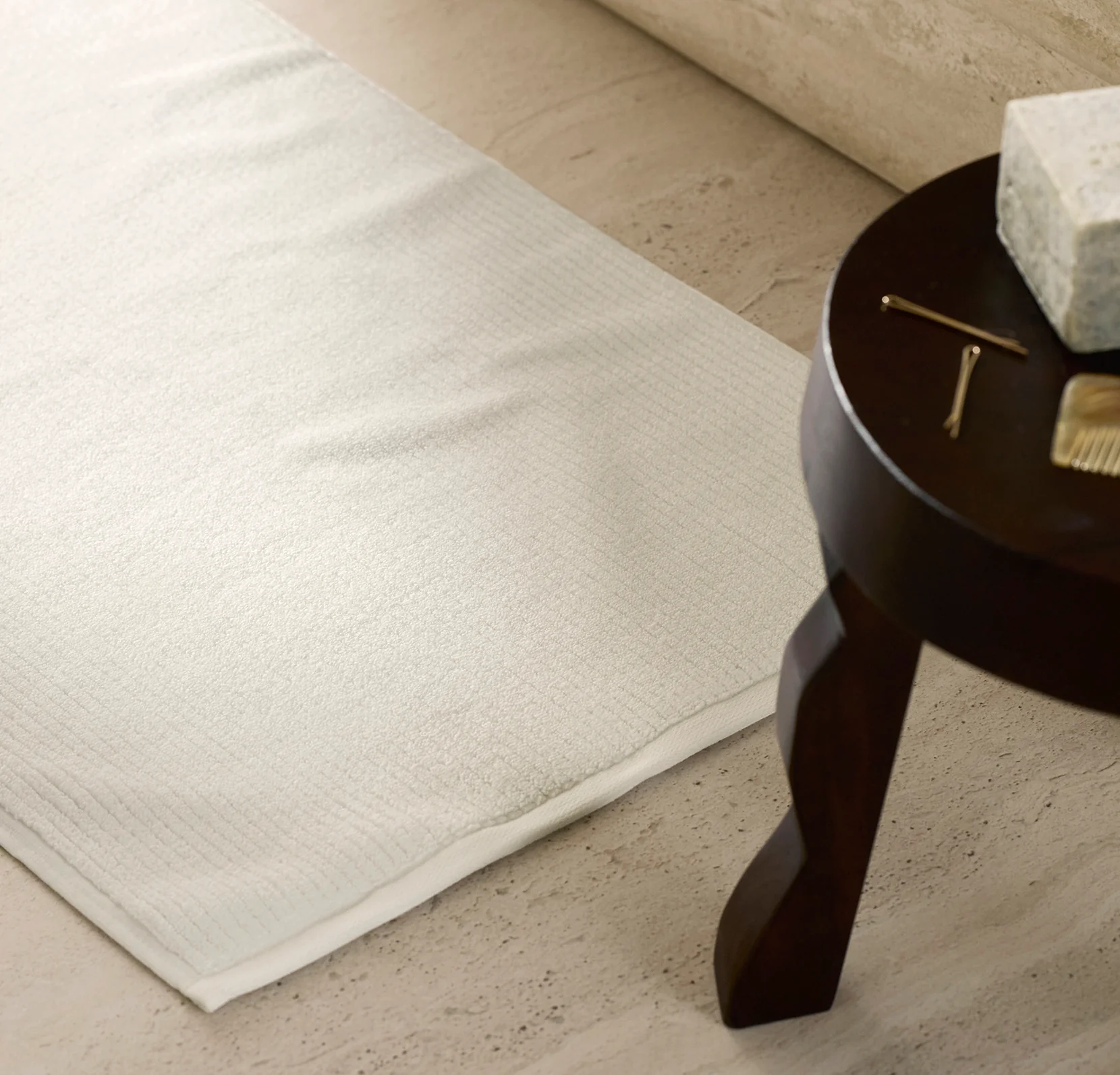 Turkish Ribbed Bath Mat - Cream - Image 4
