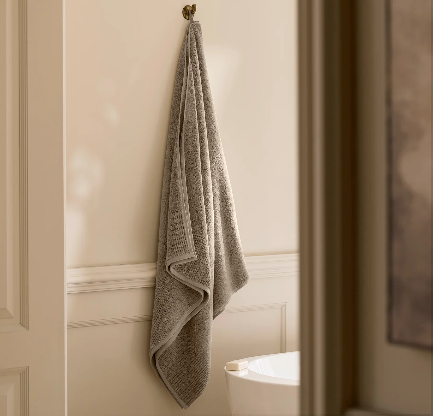 Turkish Ultra Plush Bath Sheet - Oak - Image 2