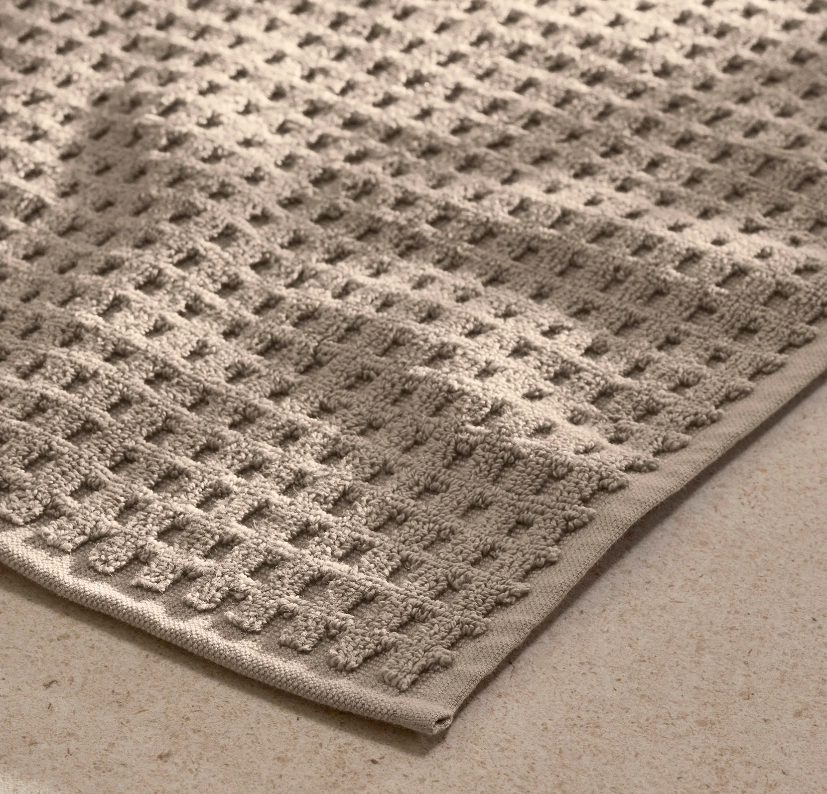 Turkish Waffle Bath Mat - Oak - Image 3